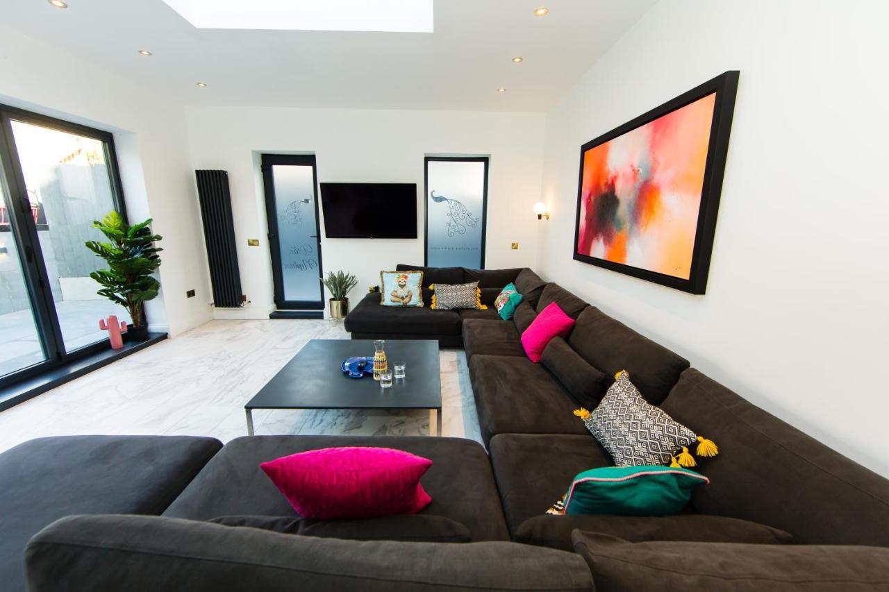 Rounton Villa By Maison Parfaite - Hot Tub - Sea Views - Parking ロビン・フッズ・ベイ エクステリア 写真