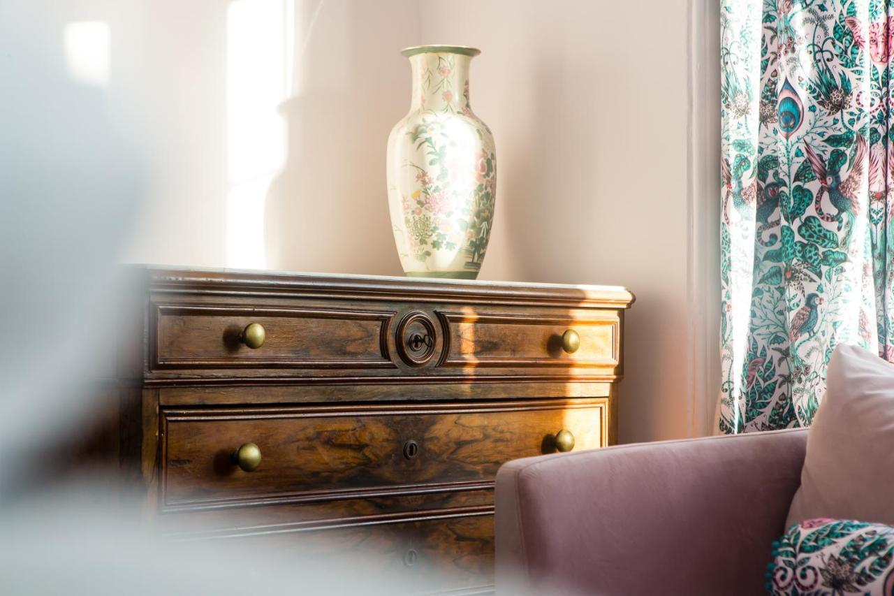 Rounton Villa By Maison Parfaite - Hot Tub - Sea Views - Parking ロビン・フッズ・ベイ エクステリア 写真