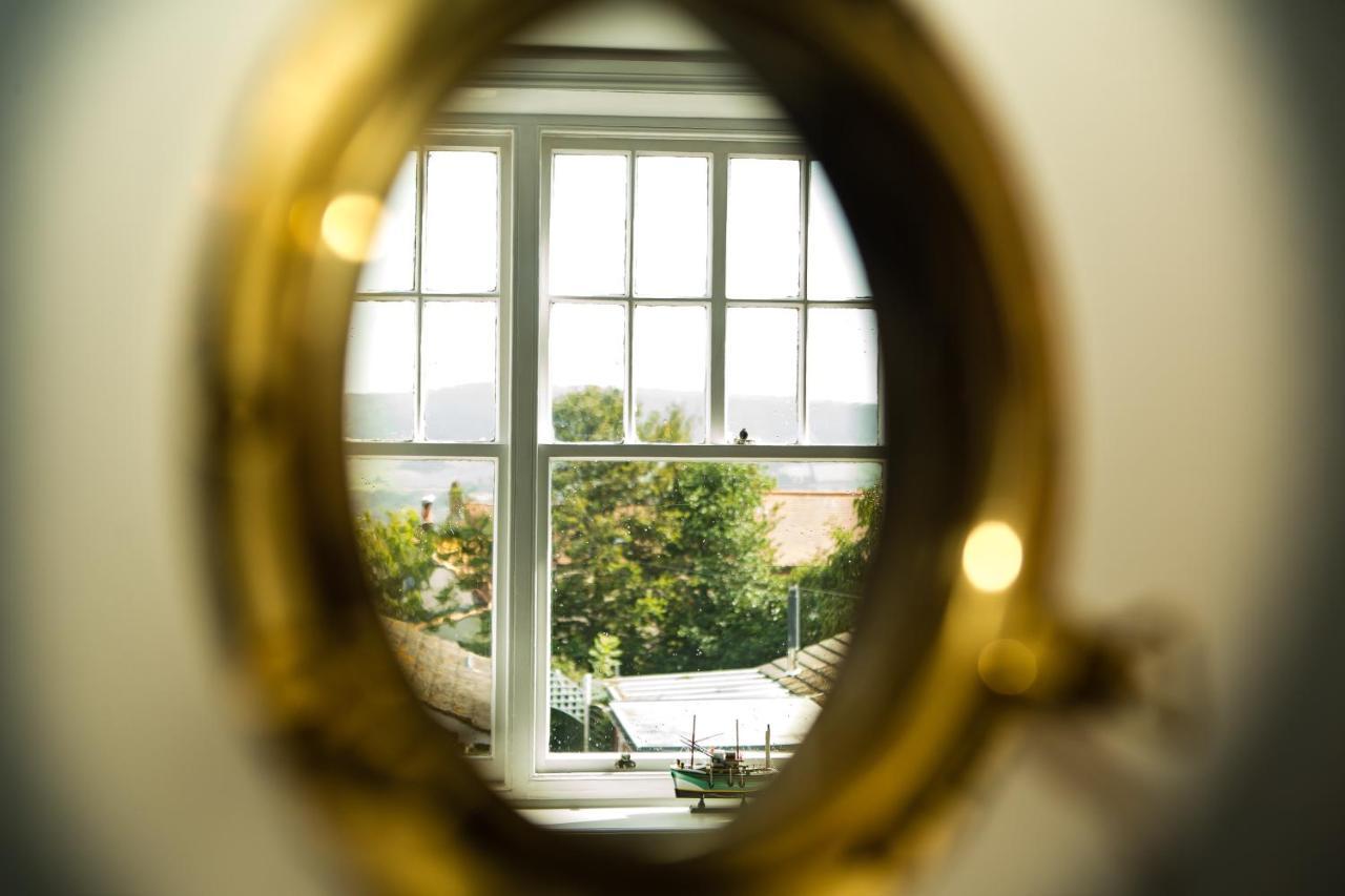 Rounton Villa By Maison Parfaite - Hot Tub - Sea Views - Parking ロビン・フッズ・ベイ エクステリア 写真
